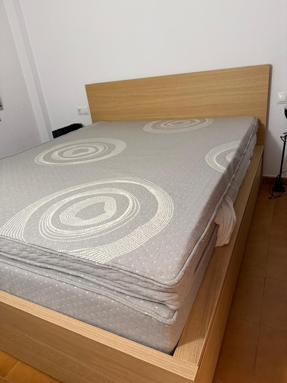 KING SIZE COCO-MAT Mattress + COCO-MAT top-Mattress + MALM Bed Frame with 4 drawers — image 1 / 5